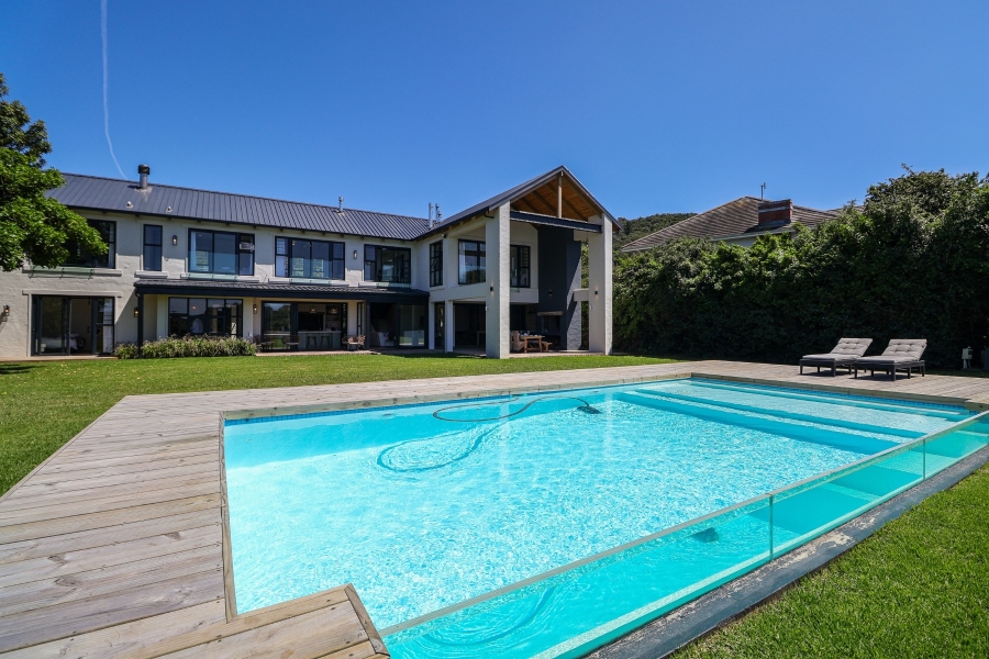 4 Bedroom Property for Sale in Keurboomstrand Western Cape